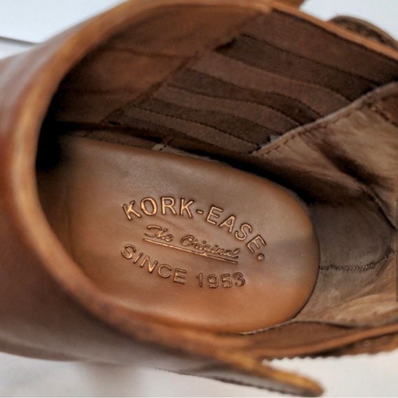 NWOT Kork-Ease Mindo Brown Leather Ankle Booties Chelsea Boots Heeled Size 10 - Picture 9 of 13